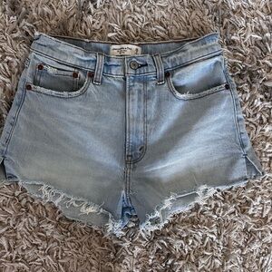 abercrombie high rise mom light jean short